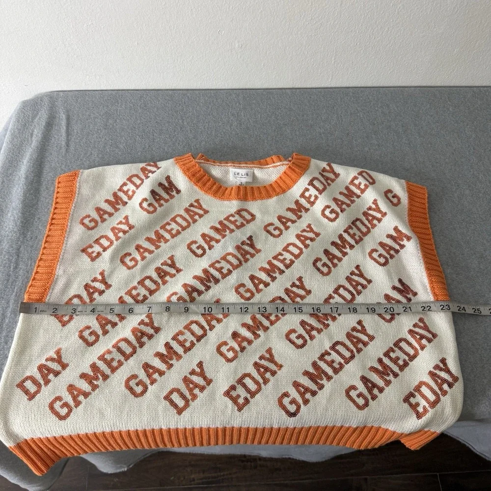 New Le Lis Game Day Sequin Orange White Boxy Sweater Short Sleeve Women's Small